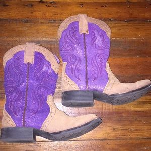 Super cute little girl Ariat sparkle boots